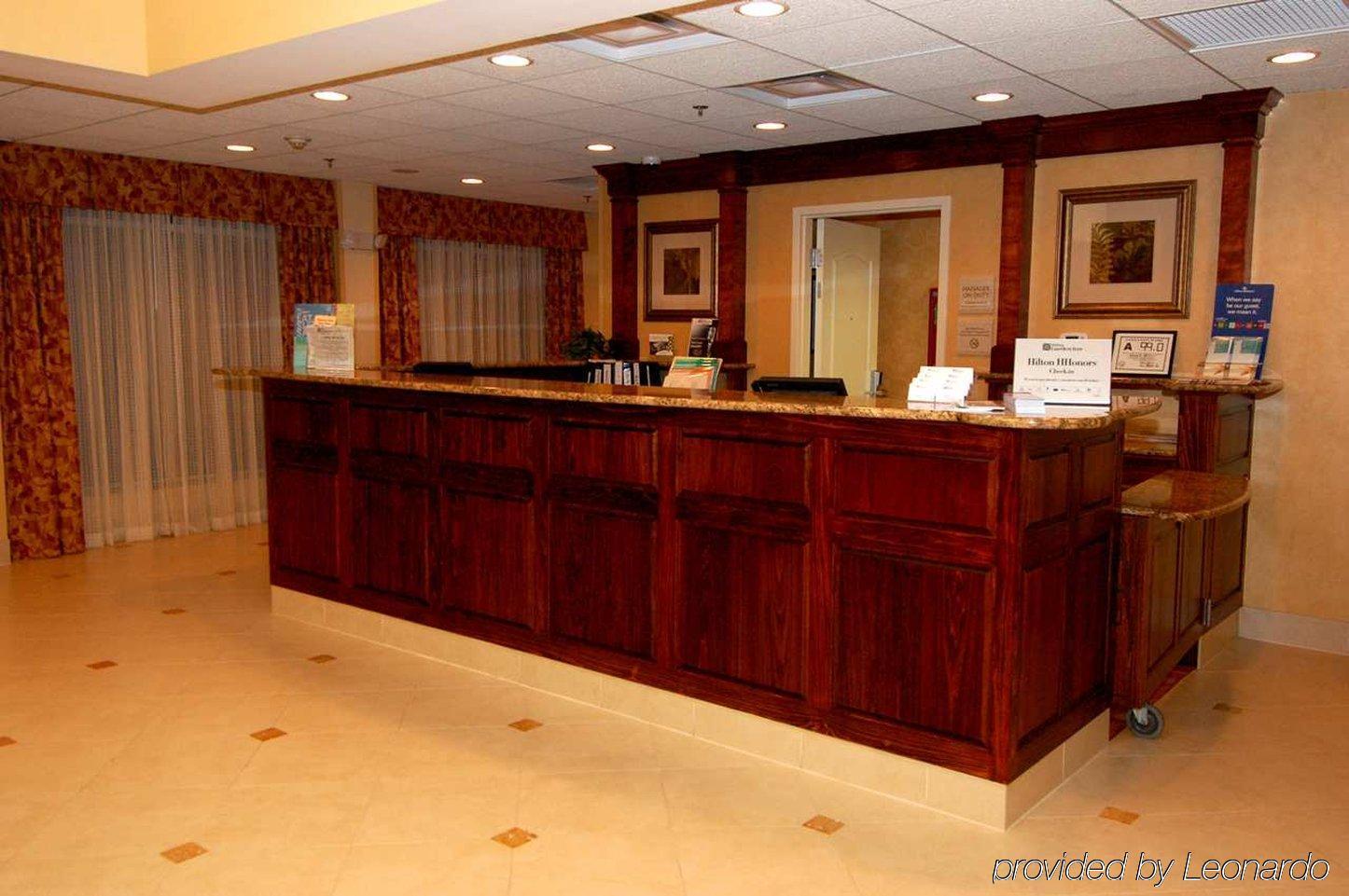 Hilton Garden Inn Raleigh Capital Blvd I-540 Интерьер фото